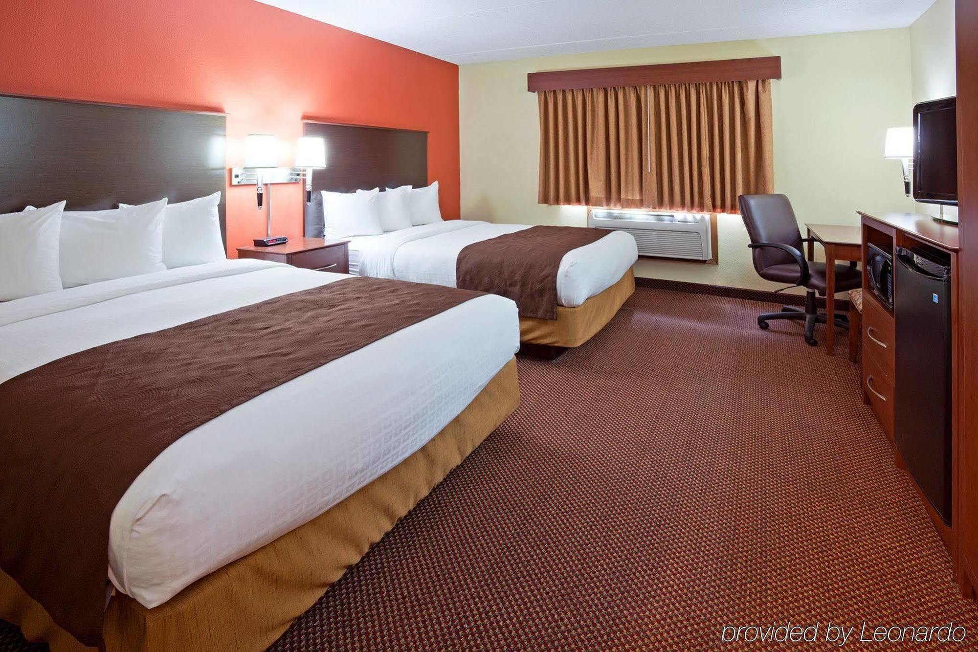 Americinn By Wyndham Fergus Falls Conference Center Habitación foto